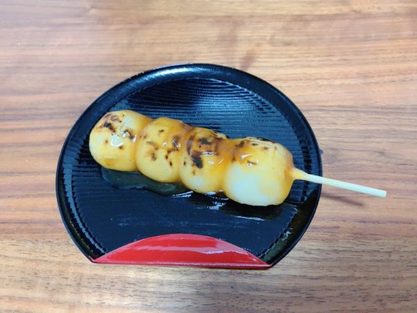 【辻堂】三吉野の和菓子を実食！串だんご（みたらし）税込70円