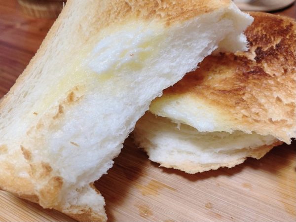 高級食パン専門店「馬車道グラヌーズ」の馬車道あいすくりん食パンを実食