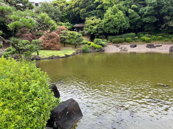 日本庭園 「見浜園」