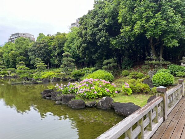 日本庭園 「見浜園」