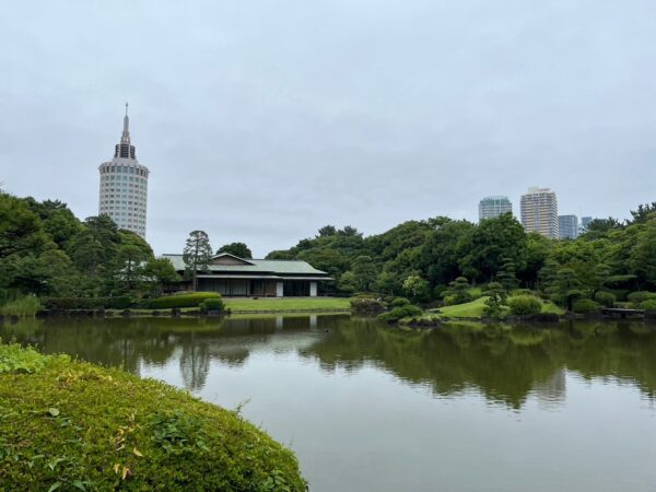 日本庭園 「見浜園」